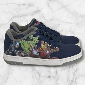 Kids Heelys Marvel Avengers size 2